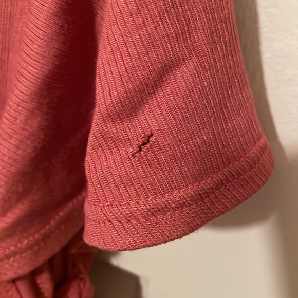 Cute dusty rose colored dress - Picture 4 of 8